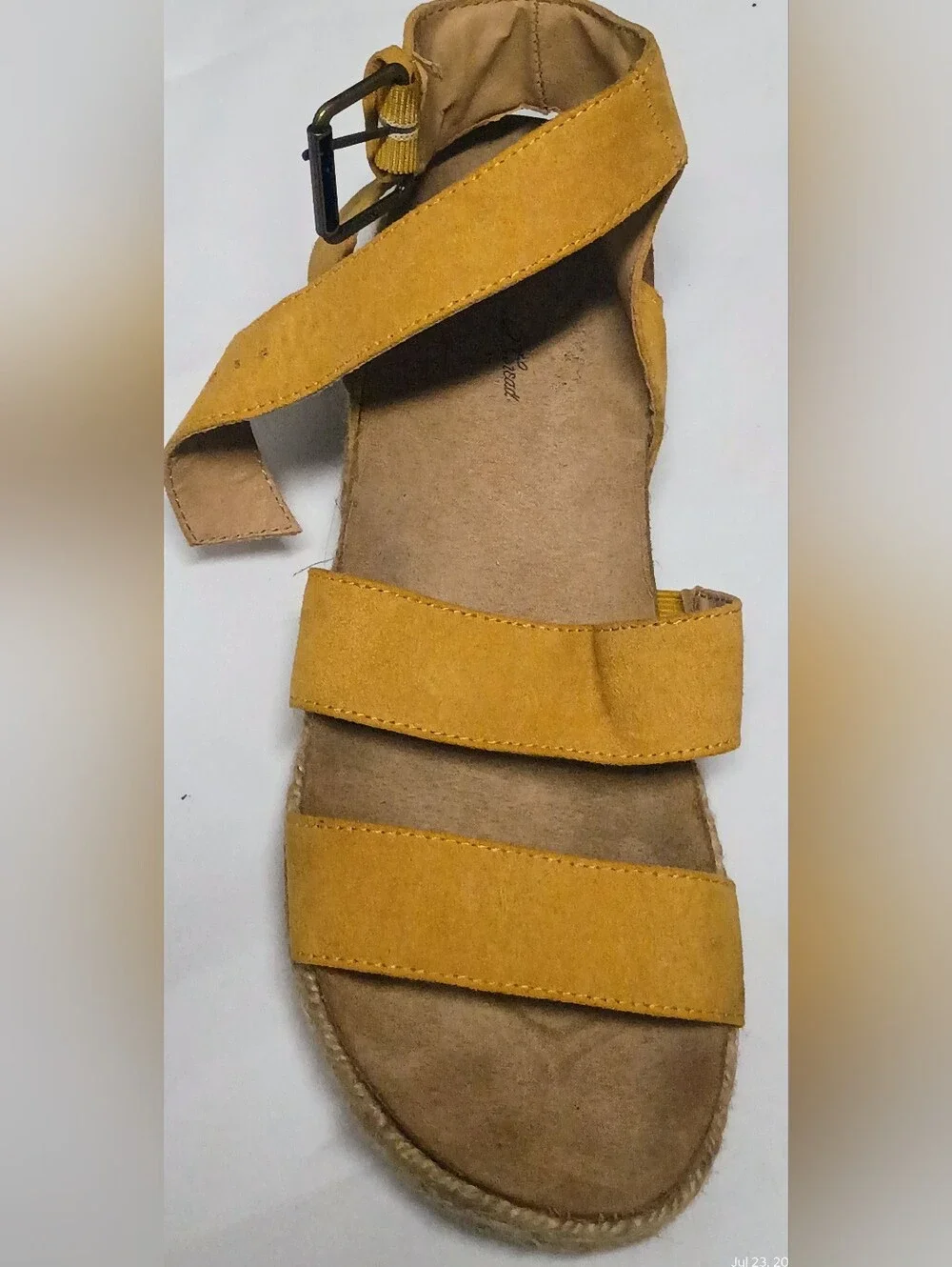 Universal Thread Agnes Boho Platform Sandal Mustard Yellow Faux Suede SZ 9